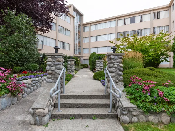 6450 East Blvd #409, Vancouver, BC V6M 3V9