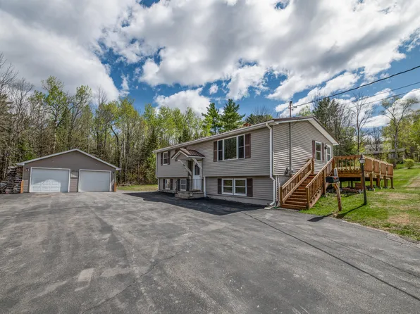 16 Jr Drive, Lincoln, ME 04457