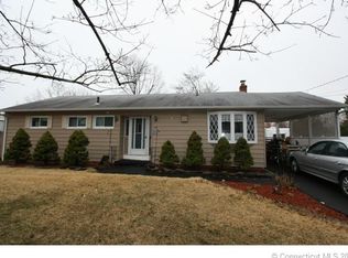 217 S Elm St, Windsor Locks, CT 06096