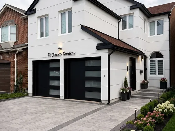42 Jessica Gdns, Vaughan, ON L4J 3G2