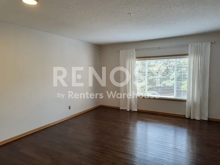 787 Fairfield Cir — Photo 8