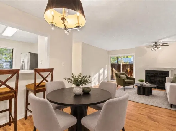 407 River Run Dr #407, Sandy Springs, GA 30350