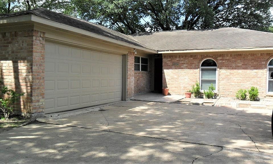 1st image of 4834 Whispering Falls Dr