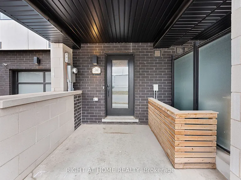 1393 Clarriage Ct — Photo 2