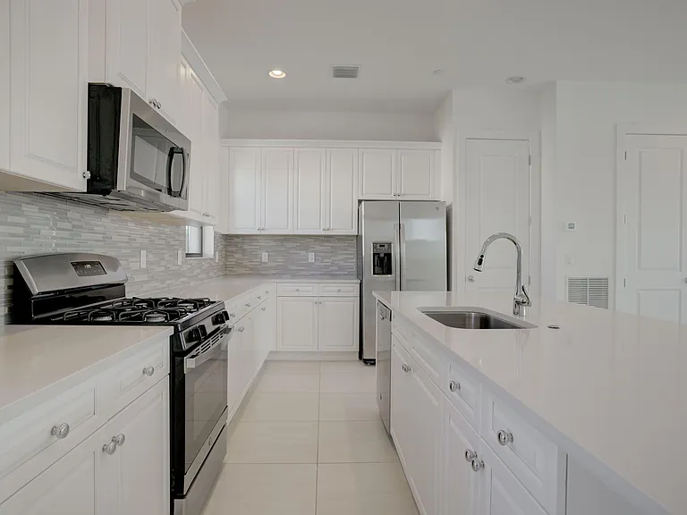 5113 Beckman Ter — Photo 16