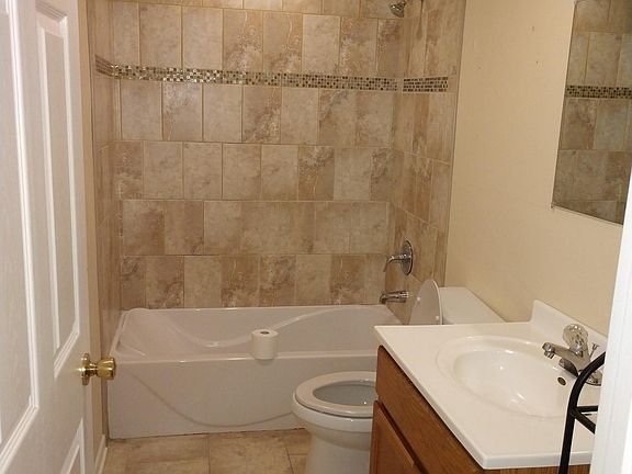 2nd image of 2258 Collins St #1