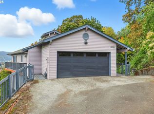 5239 N Emerson Dr, Portland, OR 97217