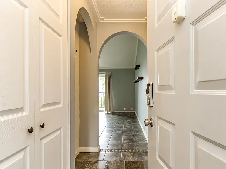 625 N Jackson Ave #B42 — Photo 7