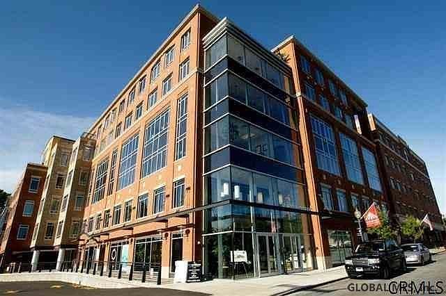 1st image of 18 Division St APT 517