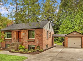 19611 Forest Park Dr NE, Seattle, WA 98155