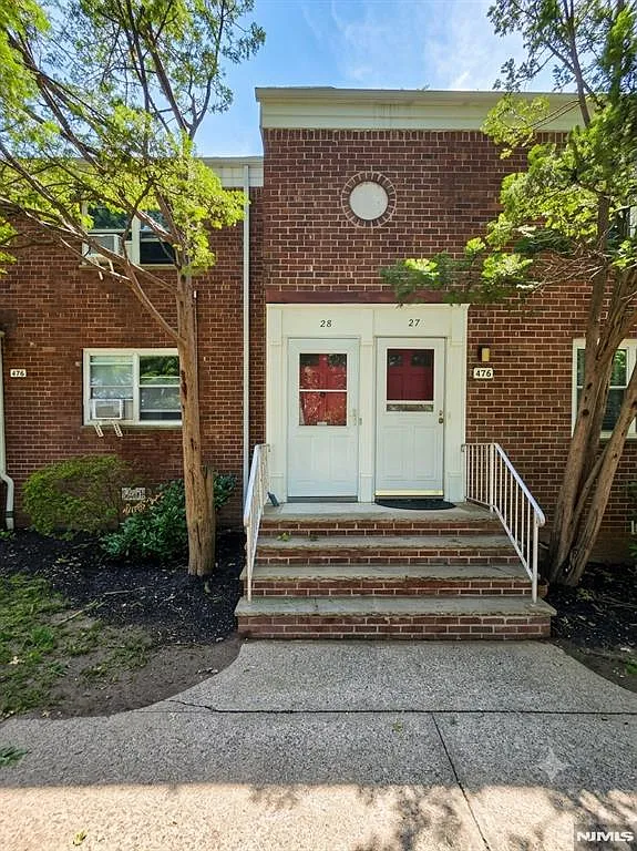 1 bed, 663 sqft, $1,950 — Photo 3