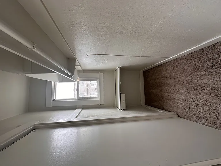 1500 Irving Street — Photo 21
