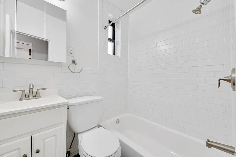 452 East 78th Street — Photo 3