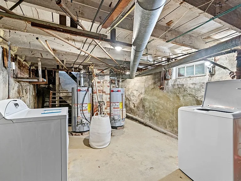 11 Glendale St #2 — Photo 21