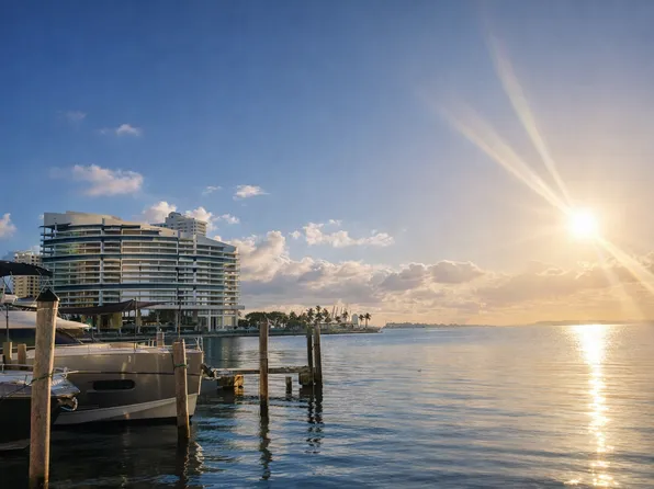 825 Brickell Bay Dr, Miami, FL