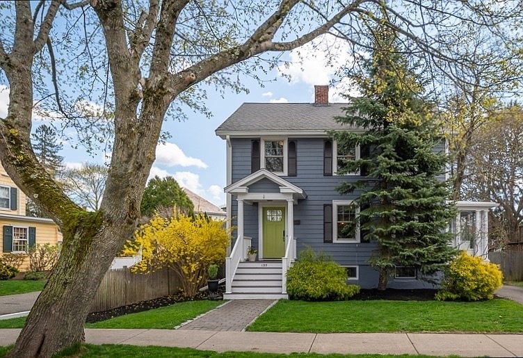 1st image of 135 Essex St