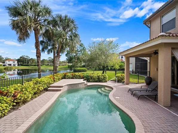 1384 Areca CV, NAPLES, FL 34119