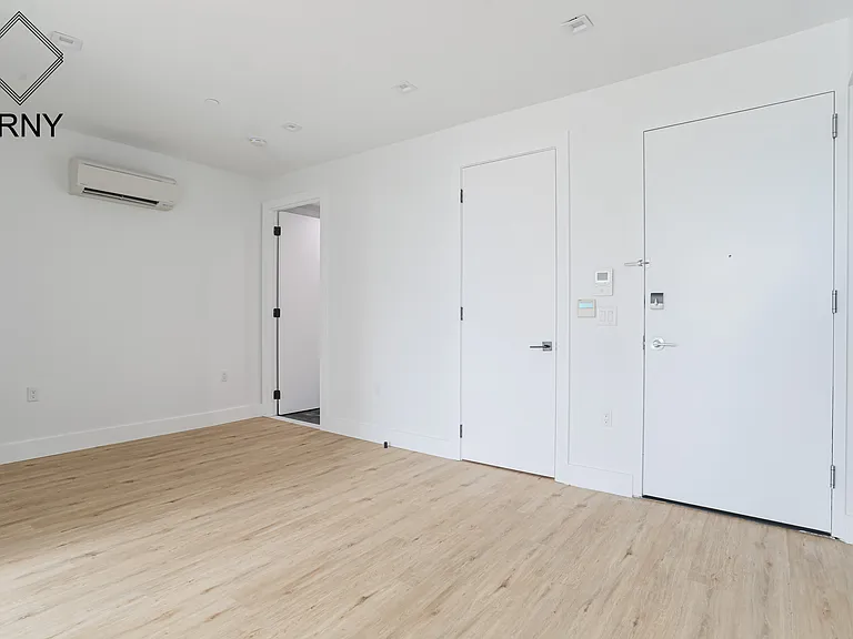 2510 Bedford Ave #5M — Photo 8