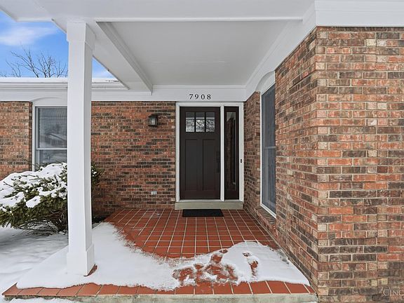 3rd image of 7908 Tawna Dr