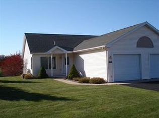 1856 Pine Ridge Dr, Manistee, MI 49660