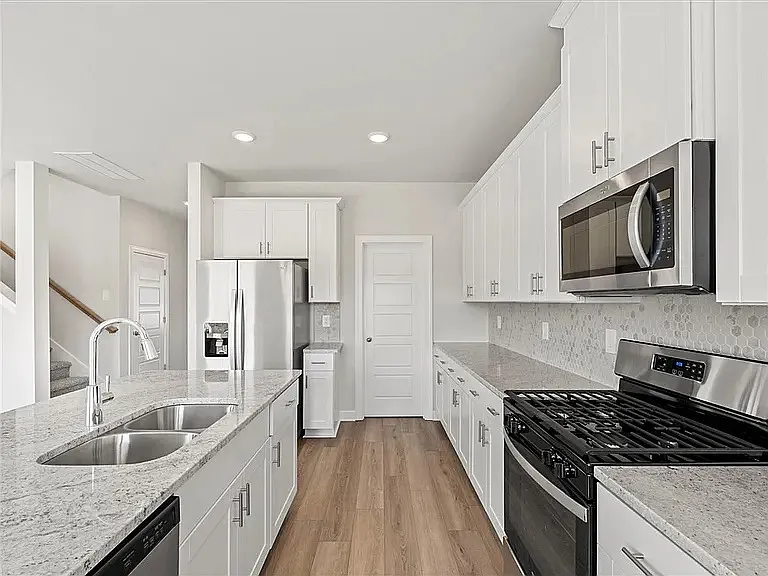 511 Ward Wilson Trl — Photo 9