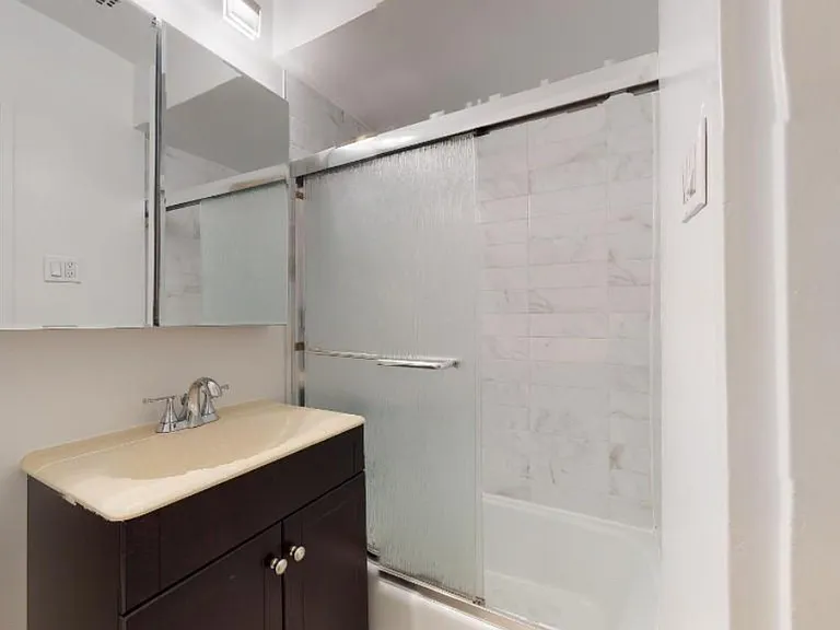 155 E 88th St #2H — Photo 10