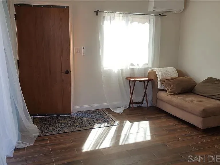 4669 Point Loma Ave #2 — Photo 2