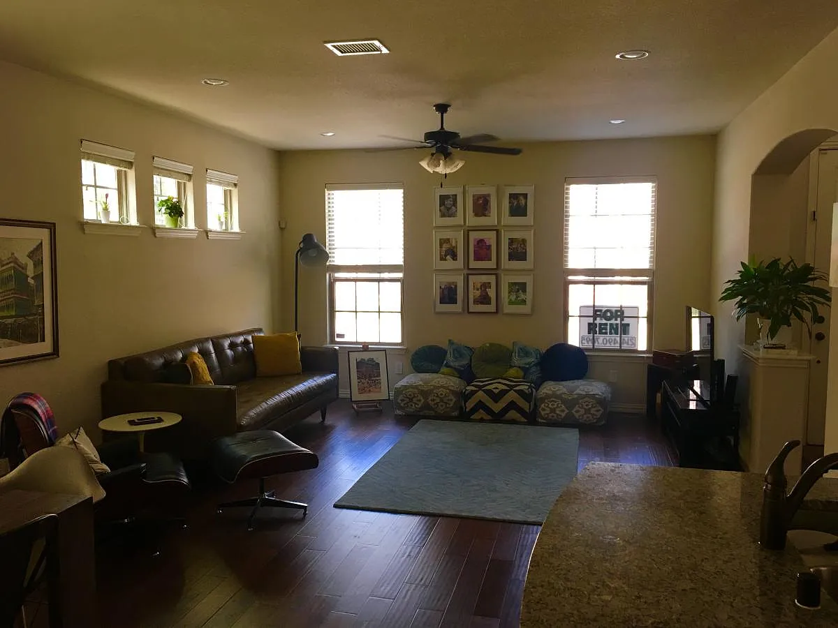 3 bed, 2.5 bath, 1956 sqft, $2,700 — Photo 3