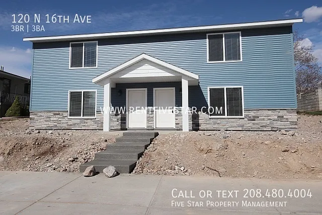 New 3 Bedroom 3 Bathroom Townhome Built 2020! — Photo 1
