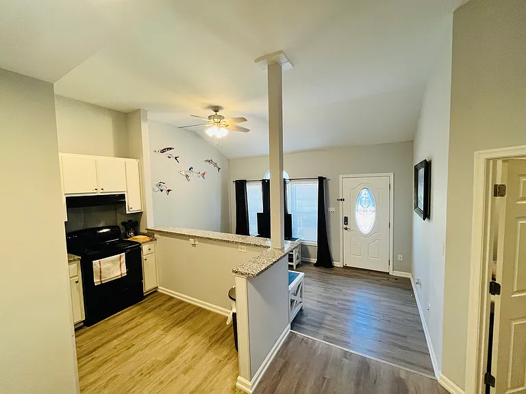 214 Buckroe Ave #C — Photo 7