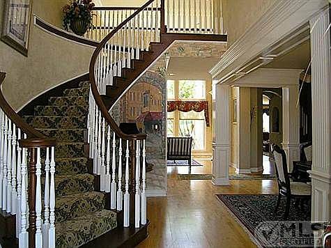3rd image of 1416 Danbury Dr