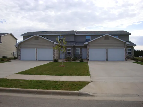1222 Mark Ave APT 3, Tomah, WI 54660