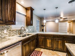 2005 Mims St, Fort Worth, TX 76112