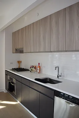 Rented by Aura Management | media 2