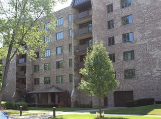 1595 Ashland Ave APT 406, Des Plaines, IL