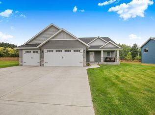 901 8th Ave NE, Rice, MN 56367