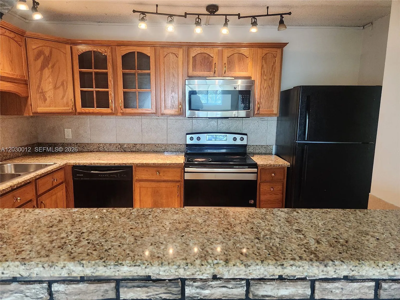 Naranja Lakes Condo No 5 — Photo 2