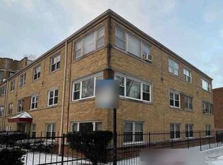 6700 S Paxton Ave APT 102, Chicago, IL 60649