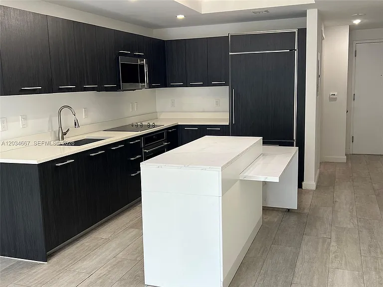 55 SW 9th St #1605 — Photo 8