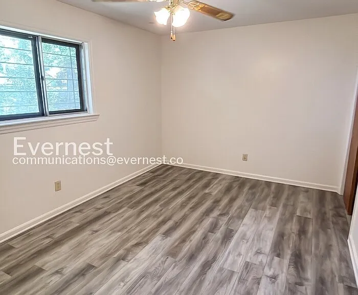 6237 Stockton Dr #A — Photo 10