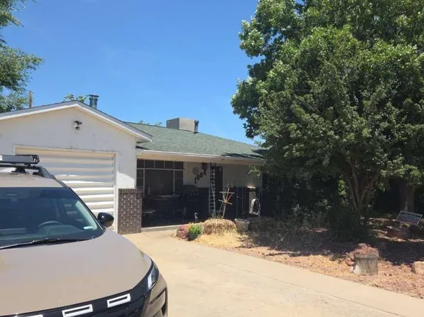 1004 Maricopa Pl, Farmington, NM 87401
