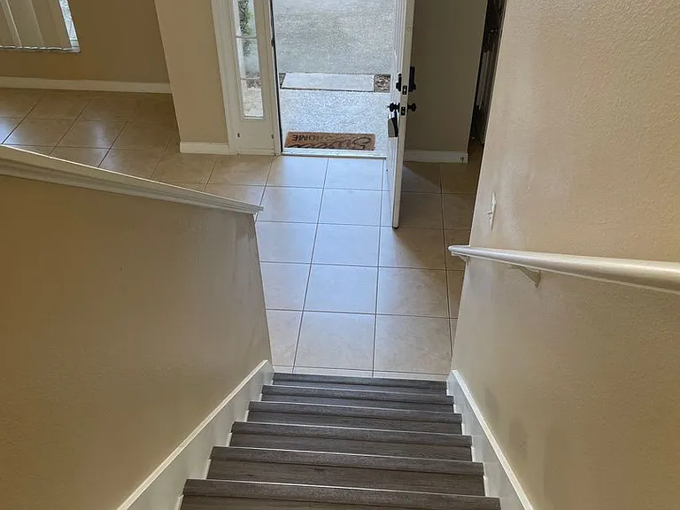 421 Lockbreeze Dr — Photo 30