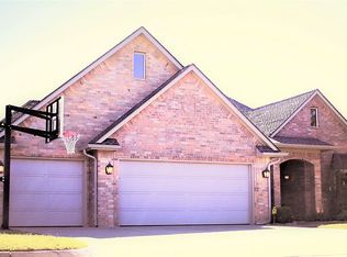 16332 Winding Park Dr, Edmond, OK 73013
