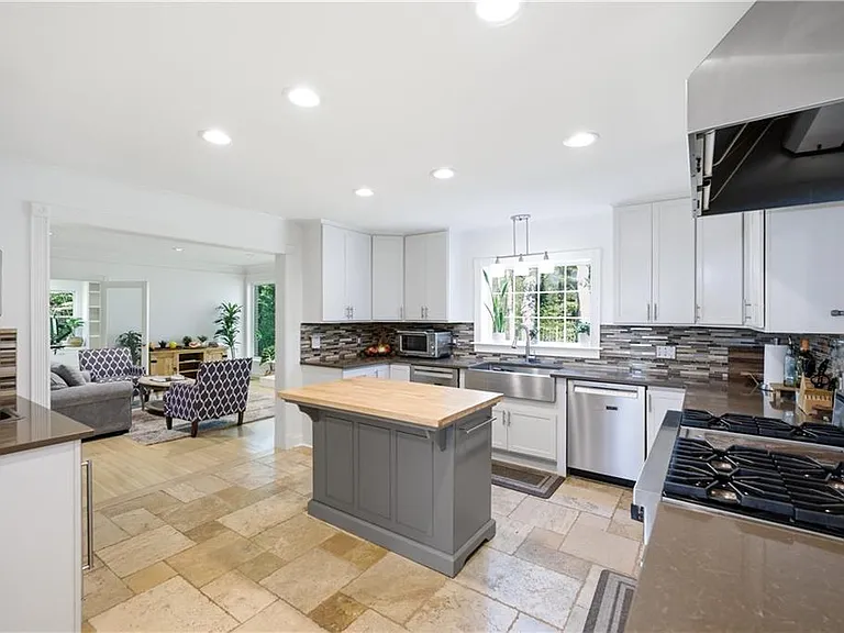 4115 Glen Devon Dr NW — Photo 14