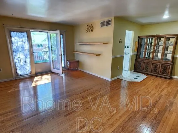 9473 Fairfax Blvd APT 301, Fairfax, VA 22031