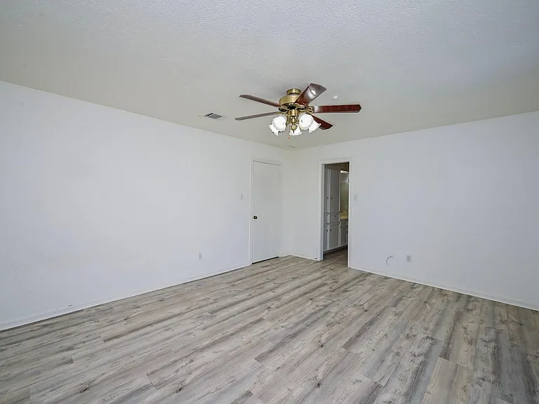 7735 Quail Meadow Dr — Photo 33