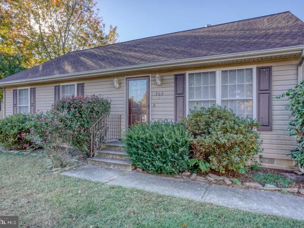 202 2nd St, Greenwood, DE 19950