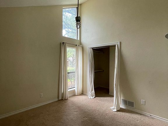 3rd image of 6220 Copperhill Dr