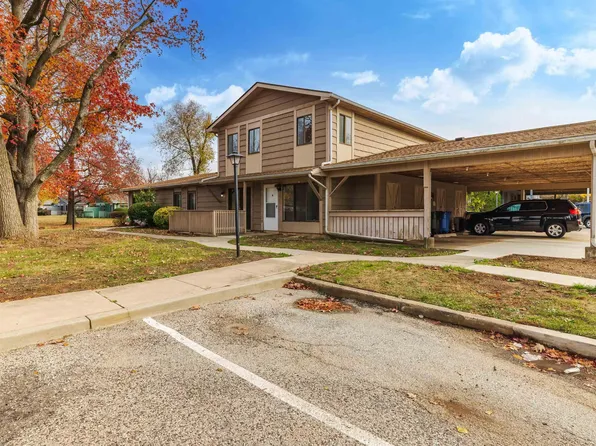 11 Maplewood Ct #11, West Deptford, NJ 08066