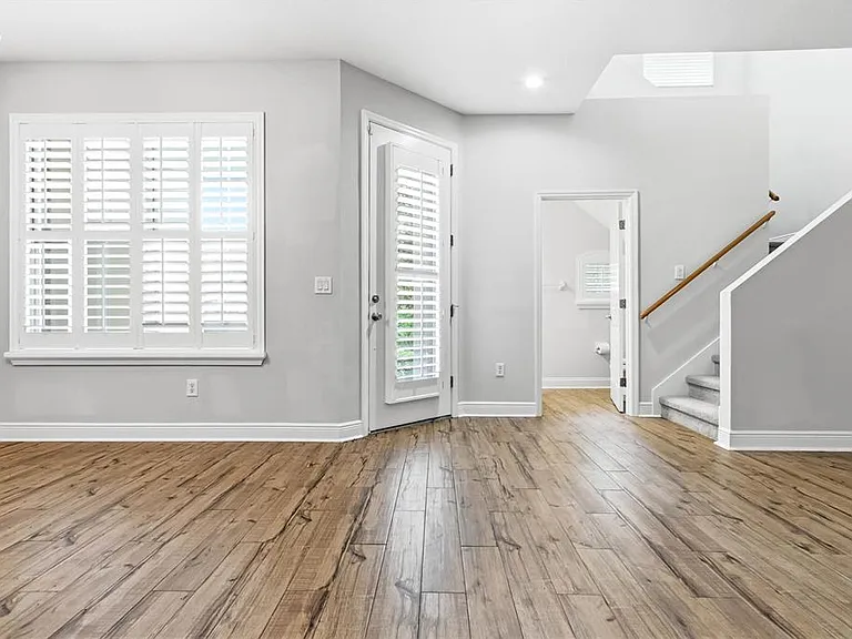14606 Bournemouth Rd — Photo 5